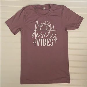 Desert vibes boutique tee